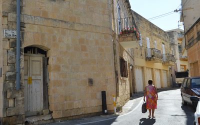 Walking along the history in the peacefulness of Zurrieq