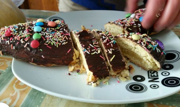 How to make Figolla, Delicious Maltese Easter Cake